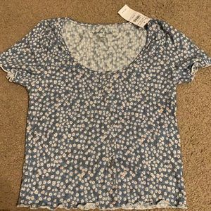 American eagle floral button down shirt